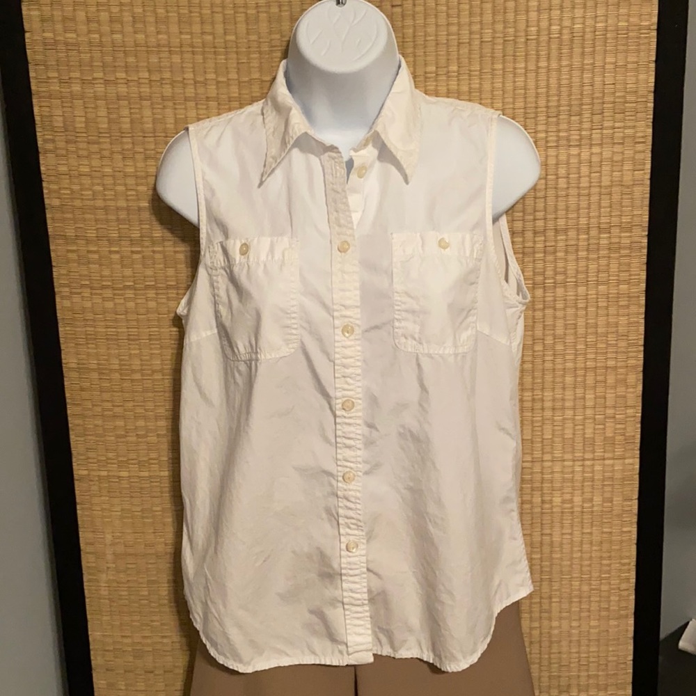 M Lauren Jeans Co. white sleeveless button-down